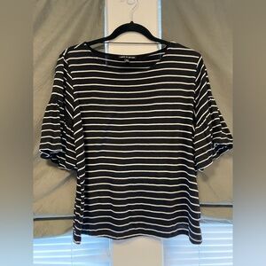 Cable & Gauge Black & White Striped Top, Flutter/Tulip Sleeve, Size Medium